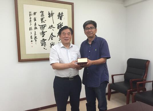 王斌泰理事长会见韩国仁荷大学代表